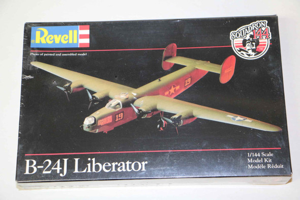 RMX1048 - Revell 1/144 B-24j Liberator - WWWEB10108338