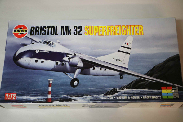 AIR05002 - Airfix 1/72 Bristol Mk32 Superfreighter - WWWEB10108619