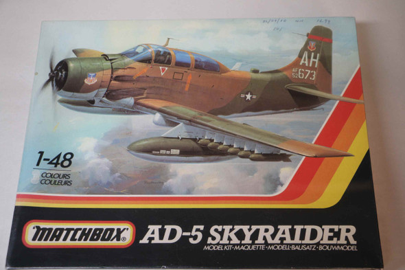 MATPK-651 - Matchbox 1/48 AD-5 Skyraider - WWWEB10108617