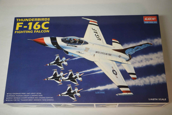 ACA1695 - Academy 1/48 Thunderbirds F-16C Fighting Falcon - WWWEB10109038