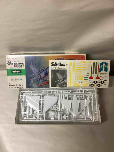 HASD013 - Hasegawa 1/72 TA-4J Skyhawk Trainer - WWWEB10109067