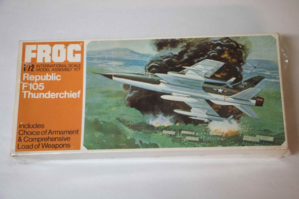 FRGF269 - Frog 1/72 Republic F105 Thundercheif - WWWEB10109878