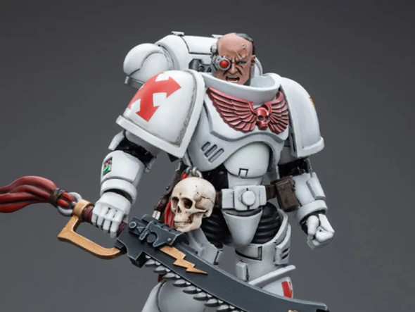 JOTJT5291 - Joy Toy Warhammer 40K: 1/18 White Scars Assault lntercessor Brother Batjargal