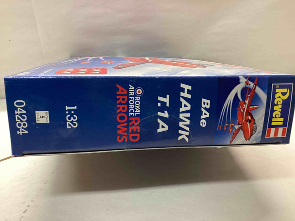 RAG04284 - Revell 1/32 BAe Hawk T.1A Royal Airforce Red Arrows - WWWEB10109979