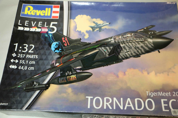 RAG04923 - Revell 1/32 Tornado ECR Tigermeet 2014 - WWWEB10110259