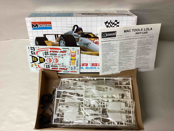 MON2792 - Monogram 1/24 Mac Tools, Planters, Buick Lola Indy Car - WWWEB10110317