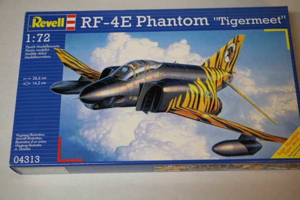 RAG04313 - Revell 1/72 RF-4E Phantom 'Tigermeet' - WWWEB10112194