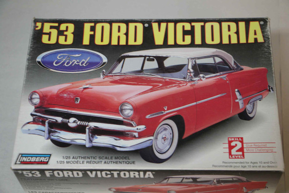 LIN72172 - Lindberg 1/25 1953 Ford Victoria - WWWEB10112508