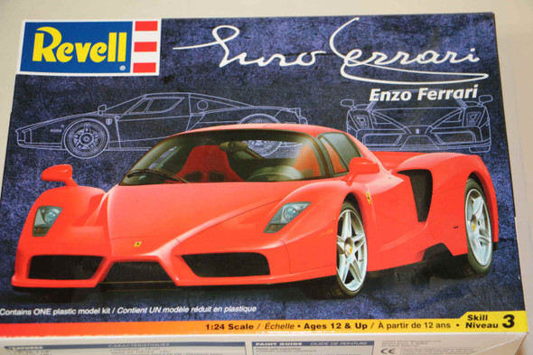 RMX85-2192 - Revell 1/24 Enzo Ferrari - WWWEB1011297