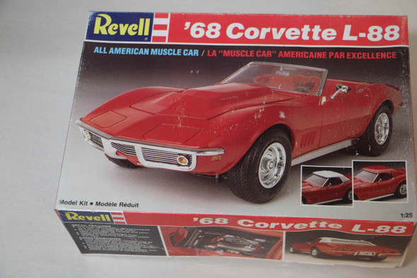 RMX7159 - Revell 1/25 1968 Corvette L-88 - WWWEB10113177