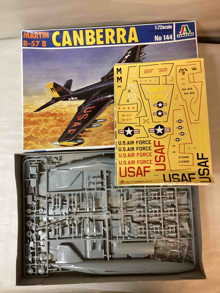 ITA144 - Italeri 1/72 Martin B-57 B Canberra - WWWEB10113331