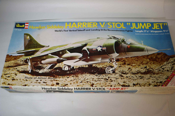 RMXH-194 - Revell 1/32 Hawker Siddeley Harrier V/Stol "Jump Jet" - WWWEB10113350