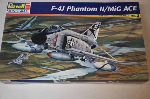 RMX4668 - Revell 1/32 F-4E Phantom Mig Killer