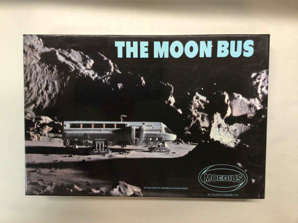 MOE2001-1 - Moebius Models 1/55 The Moon Bus - 2001 A Space Odyssey - WWWEB10114366
