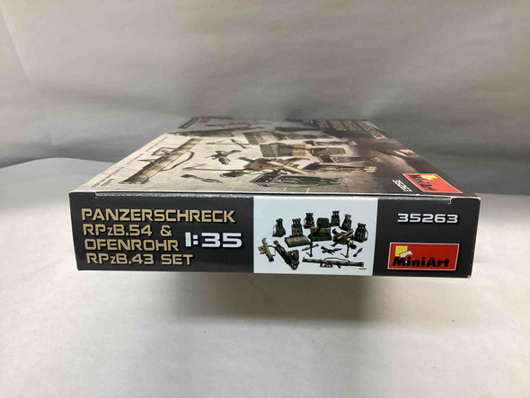 MIA35263 - MiniArt 1/35 Panzerschreck RPzB.54 & Ofenrohr RPzB.43 set - Pre-owned 10116650