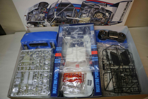 TAM12023 - Tamiya - 1/12 Martini Porsche 935 Turbo (Discontinued)  PREOWNED10118390