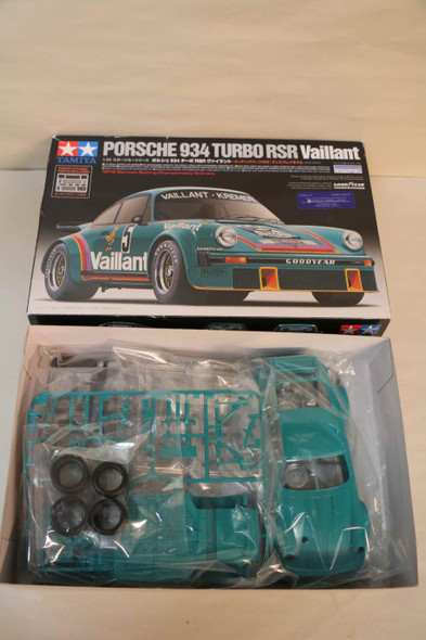 TAM24334 - Tamiya 1/24 Porsche 934 Turbo RSR Vaillant - PREOWNED117514