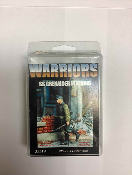 SQU35319 - Squadron Warriors 1/35 Warriors SS Grenaider Walking