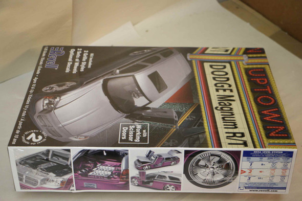 RMX85-2093 - Revell 1/25 Dodge Magnum R/T