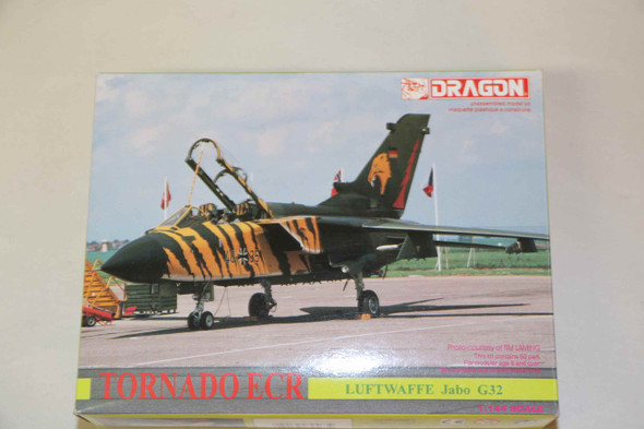 DRA4563 - Dragon 1/144 Tornado ECR `Luftwaffe JaboG 32`  PREOWNED118723 DRA4563 - Dragon 1/144 Tornado ECR `Luftwaffe JaboG 32`  PREOWNED118723