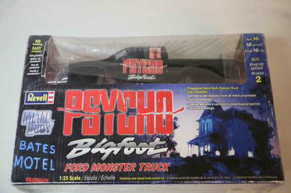 RMX85-1559 - Revell 1/25 Psycho Bigfoot Ford Monster Truck Metal Body