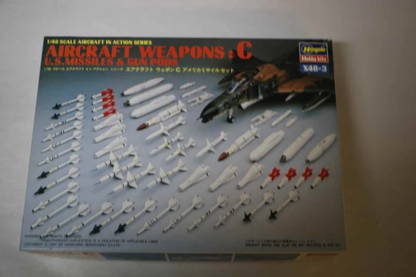 HASX48-003 - Hasegawa 1/48 U.S. Aircraft Weapons : C U.S. Missiles & Gun Pods - PREOWNED117616