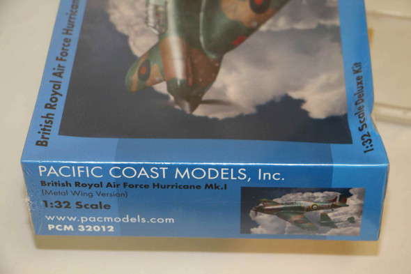 PCM32012 - Pacific Coast Models 1/32 RAF Hurricane Mk.I (Metal Wing ver) - PREOWNED117640