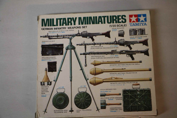 TAMMM211 - Tamiya 1/35 Military Miniatures German Infantry Weapons Set  PREOWNED118929