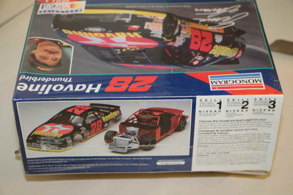 MON85-2471 - Monogram 1/24 Ernie Irvan's #28 Havoline Thunderbird  PREOWNED118933