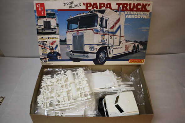 AMT5004 - AMT 1/25 Tyrone Malone's "Papa Truck" Kenworth Aerodyne  PREOWNED118972