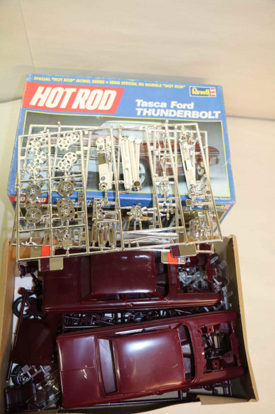 RMX7450 - 1/25 Revell Tasca Ford Thunderbolt  PREOWNED118988