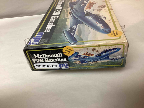 MPC1-4305 - MPC 1/72 McDonnell F2H Banshee - PREOWNED119012