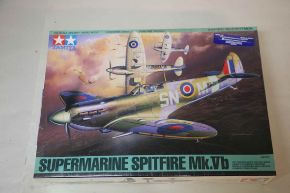 TAM61033 - Tamiya - 1/48 Supermarine Spitfire Mk.Vb 	PREOWNED119028