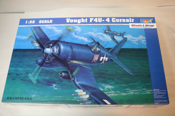 TRP02222 - Trumpeter 1/32 Vought F4U-4 Corsair  PREOWNED119075