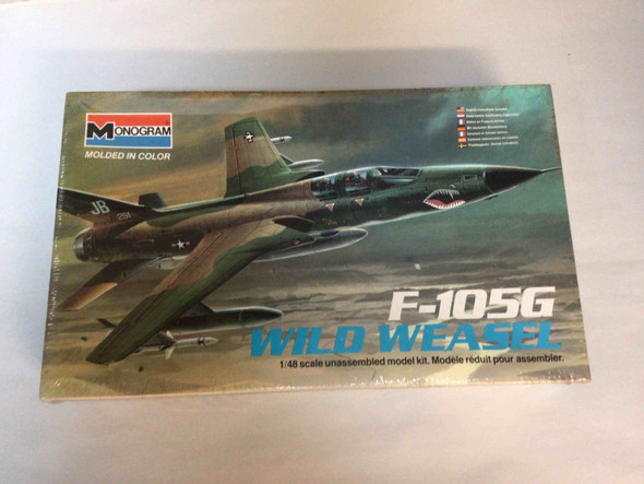 MON5806 - Monogram 1/48 F-105G Wild Weasel - PREOWNED119080