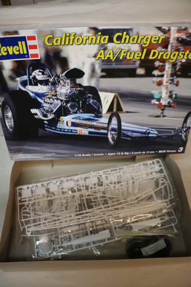 RMX85-7681 - Revell 1/16 California Charger AA/Fuel Dragster  PREOWNED119083