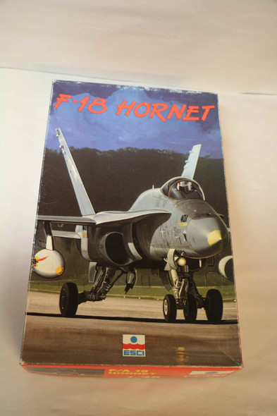 ESC4072 - Esci 1/48 F/A 18 Hornet  PREOWNED119128