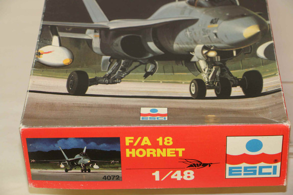 ESC4072 - Esci 1/48 F/A 18 Hornet
