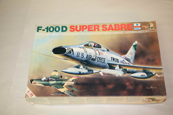 ESC9022 - ESCI 1/72 F-100 D Super Sabre  PREOWNED119129