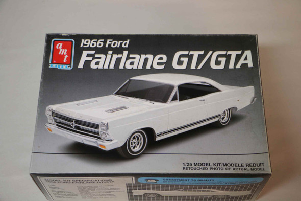 AMT6926 - AMT 1/25 66 Ford Fairlane GT/GTA  WWHP119348