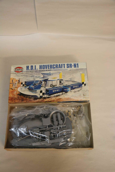 AIR02007-7 - Airfix 1/72  H.D.L. Hovercraft SR-N1  WWHP119368