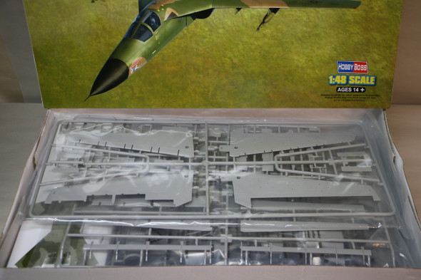 HBB80350 - Hobbyboss - 1/48 F-111D/E Aardvark  WWHP119393