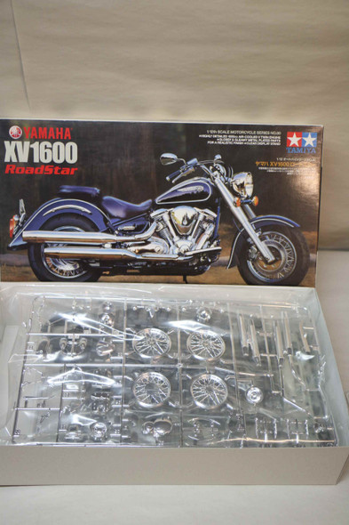 TAM14080 - Tamiya - 1/12 Yamaha XV1600 Roadstar  Honda Pons  WWHP119932