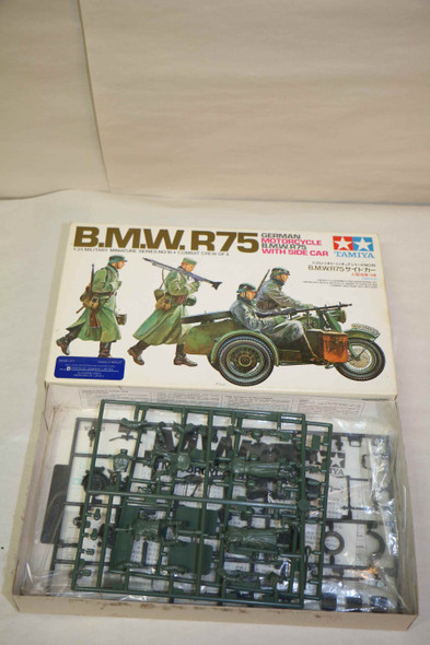 TAM35016 - Tamiya - 1/35 BMW R75 With Side Car WWHP119942