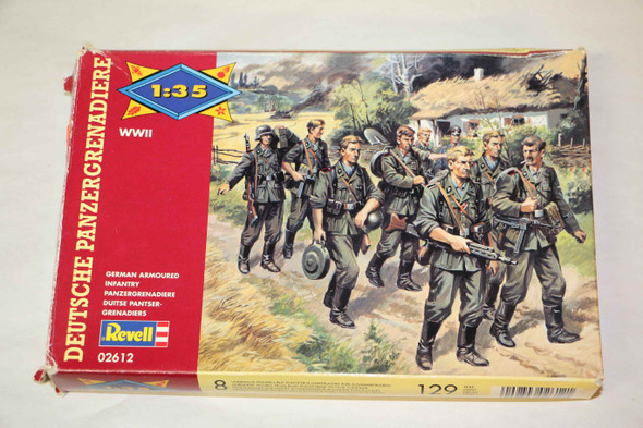 RAG02612 - Revell - 1/35 German Armoured Infantry WWHP119954