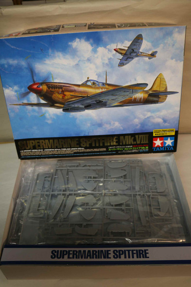TAM60320 - Tamiya - 1/32 Spitfire Mk.VIII WWHP119959
