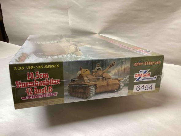 DRA6454 - Dragon 1/35 10.5cm Sturmhaubitze 42 Ausf.G w/Zimmerit - WWHP119968