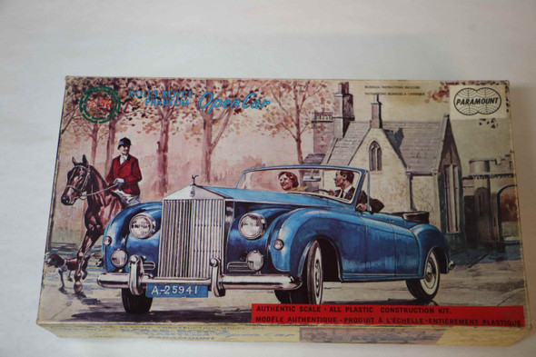 MIN11209 - Minicraft - 1/24 1962 Rolls Royce Silver Cloud