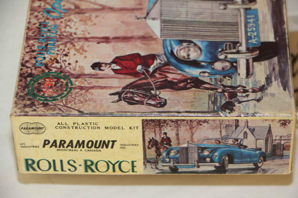 CLS104 - Paramount 1/30 Rolls Royce Phantom