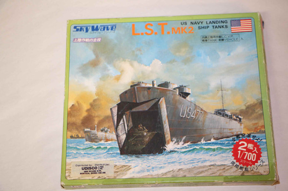 SKWSW-700 - Sky Wave 1/700 L.S.T. MK2 US Navy Landing Ship Tanks